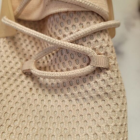 Size 5 Champion cushion fit pink peach pastel sneaker mesh sporty athletic - Picture 3 of 6